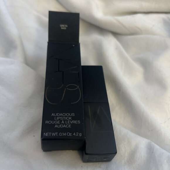 Nars Audacious Lipstick GRETA 9452 Full Size 0.14 Oz. /4.2 g New in box - Picture 8 of 10